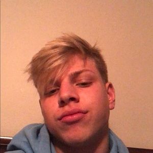 Meet your Posher, Leo